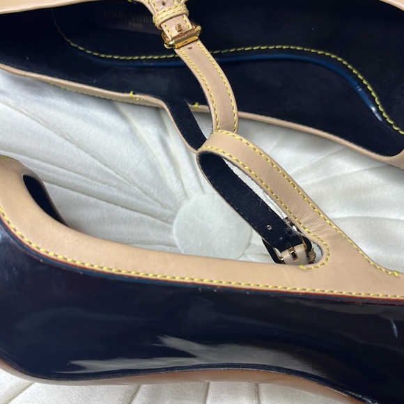 LOUIS VUITTON Mary Janes - Picture 8 of 12